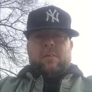 Meet your Posher, Damian